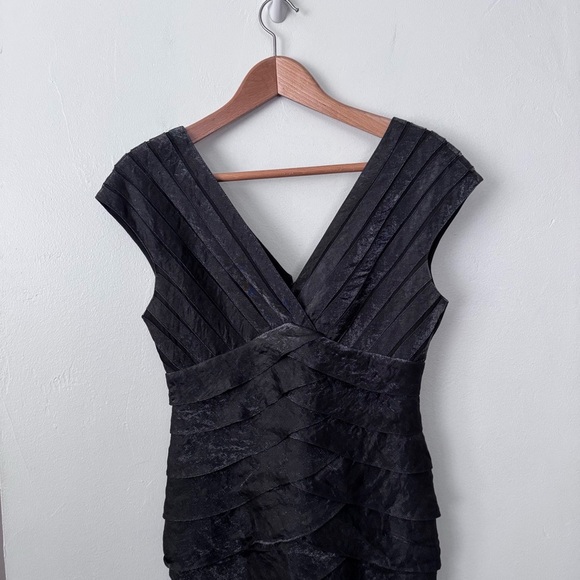 Adrianna Papell layered formal dress shimmery charcoal Size 4 - Picture 3 of 9